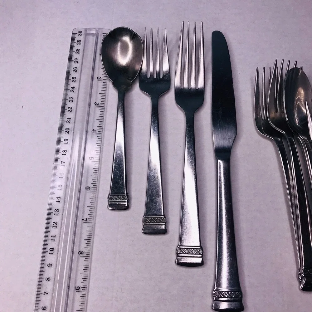 Oneida Athena Stainless Flatware Set of 14 pcs Dinner Fork Sugar spoon knife
